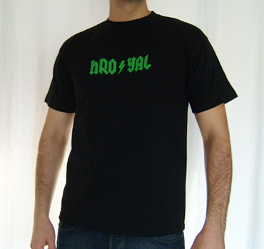 4 | <strong>HROYAL Metal T-Shirt</strong> in schwarz mit grünem Brustprint.